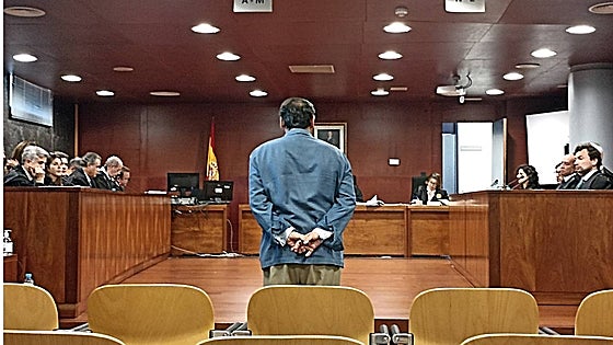 No se sabe dónde están 1,5 millones que según fiscalía se quedó un exprocurador de Cáceres