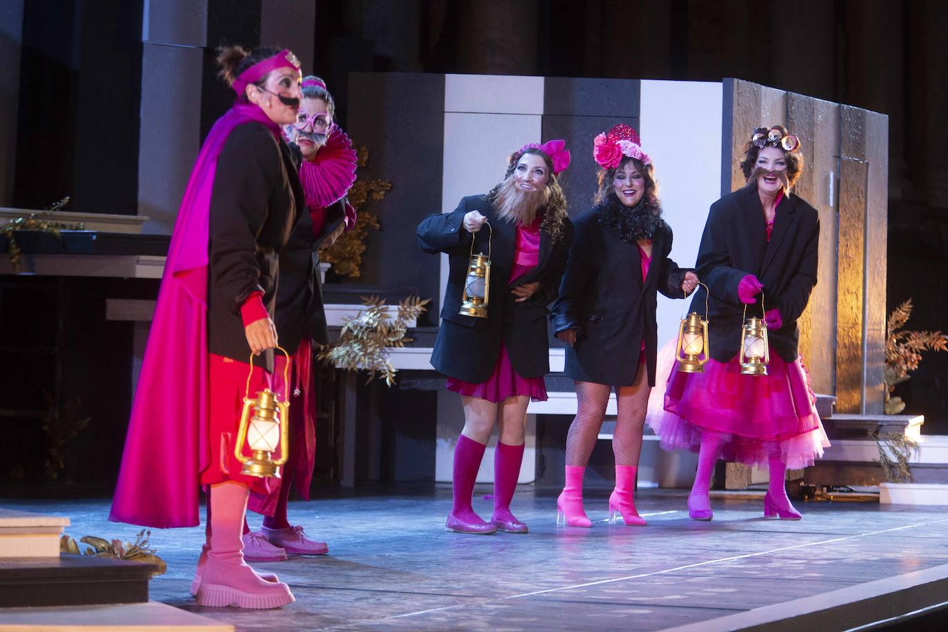 &#039;Las asambleístas&#039; lleva al Festival de Mérida las risas y la protesta (II)