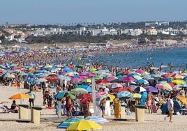 Playa de La Barrosa en Chiclana de la Frontera.