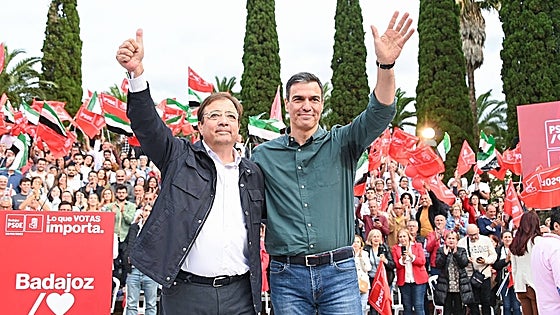 175 veteranos socialistas extremeños se adhieren al manifiesto para reivindicar a Pedro Sánchez