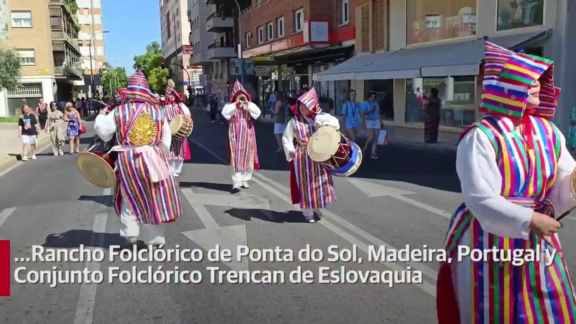 Desfile inaugural hoy del Festival Folklórico Internacional