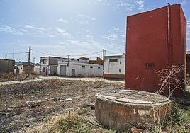Un pozo en la barriada de Tulio de Badajoz.