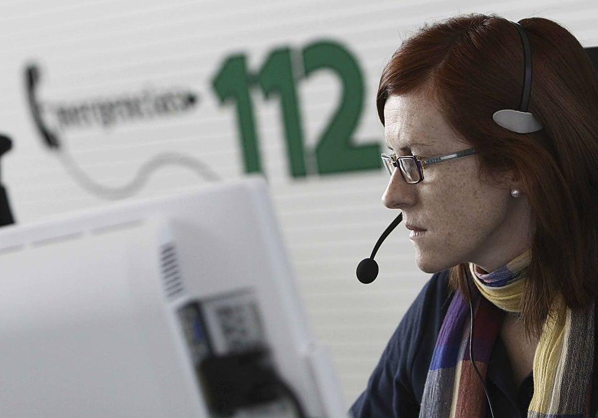 Una operadora de emergencias del 112.