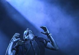 8.000 'valientes' bailan con Vetusta Morla en La Alcazaba