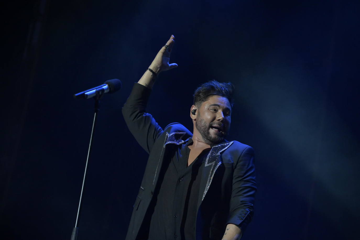 Actuación de Miguel Poveda en el Alcazaba Festival de Badajoz