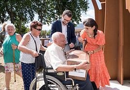 Acto en Orduña de entrega de los restos identificados los hermanos Manuel y Salvador del Amo Jiménez