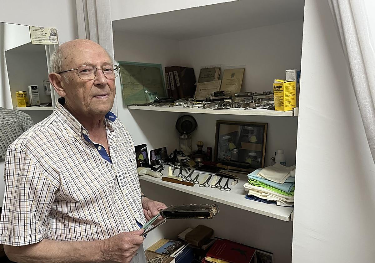 Antonio Rodríguezconserva todo elinstrumental.