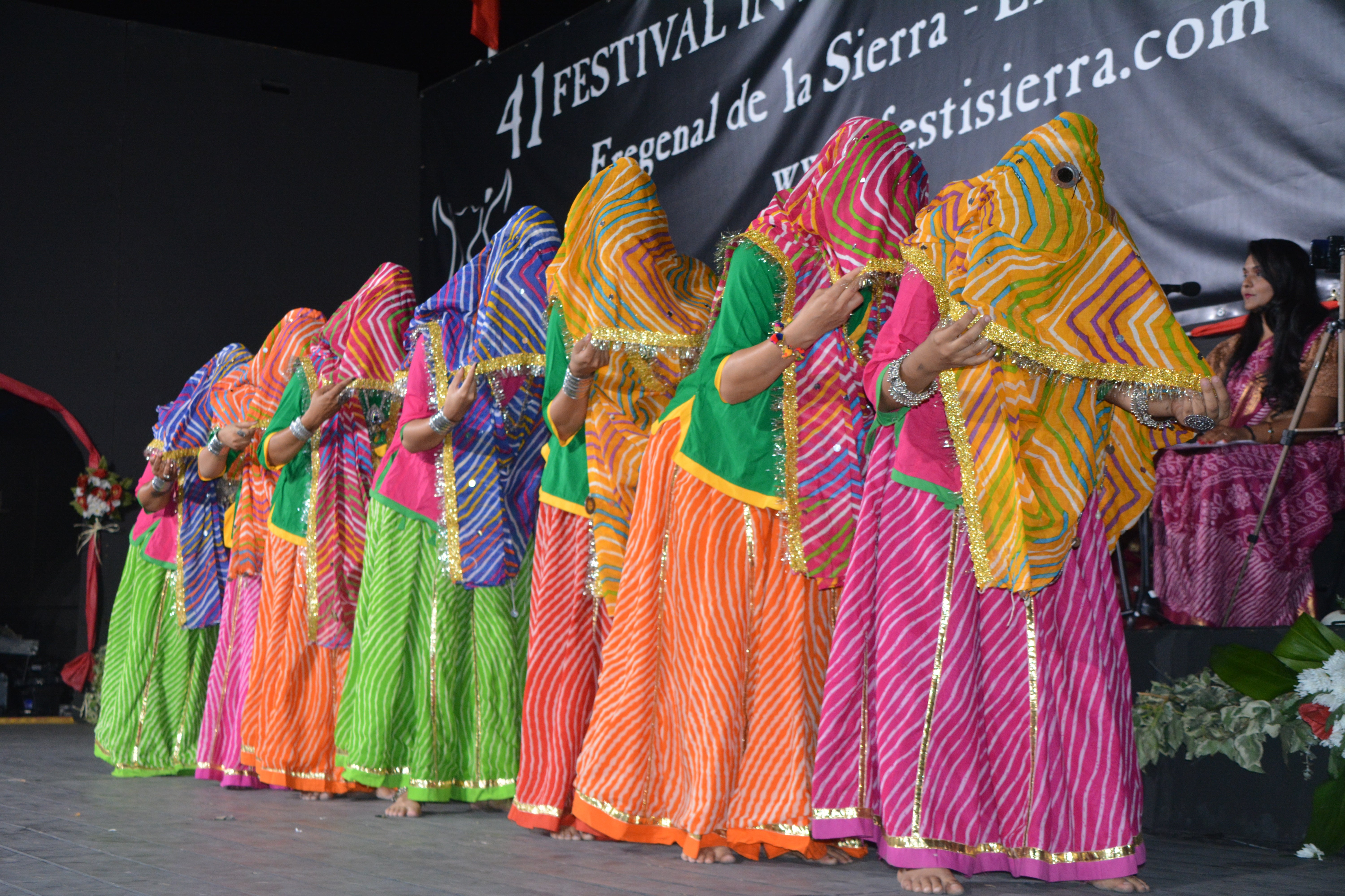 Chile deslumbra entre las agrupaciones internacionales del Festival