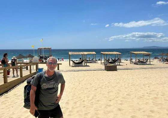 Ignacio Albarrán es habitual en estos viajes de ida y vuelta a la playa.