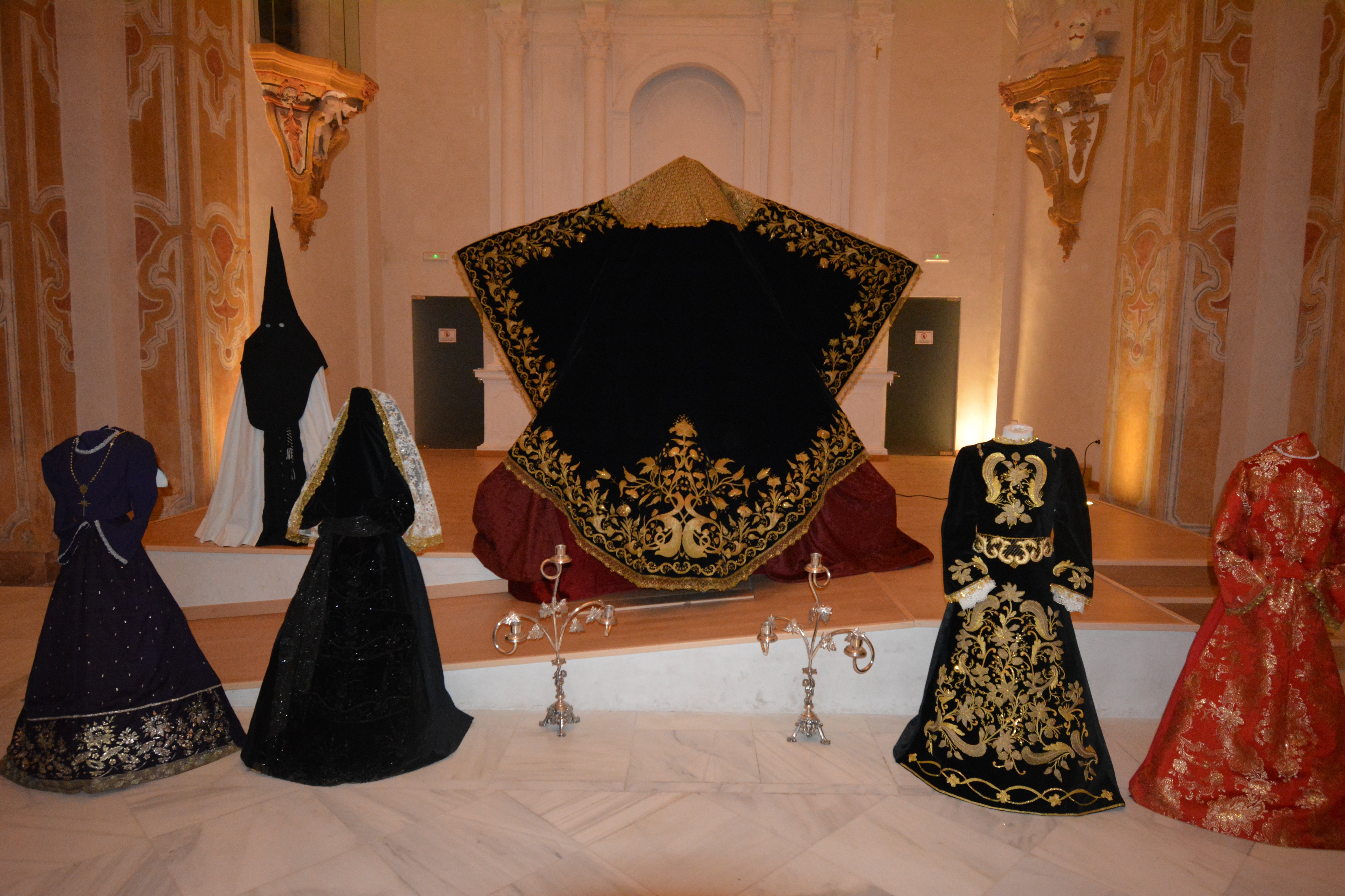 Fregenal brilló durante la Noche en Blanco con más de 6.000 velas