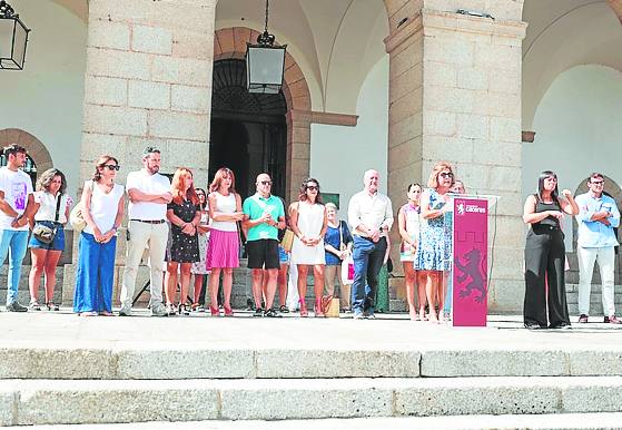 Minuto de silencio contra la violencia machista.