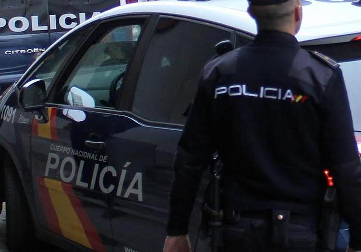 A prisión por retener y obligar a dos mujeres a prostituirse en una vivienda en Badajoz