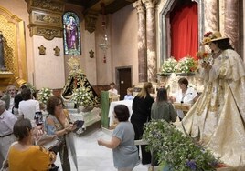 La Soledad y Bótoa instaladas en la ermita de la primera.