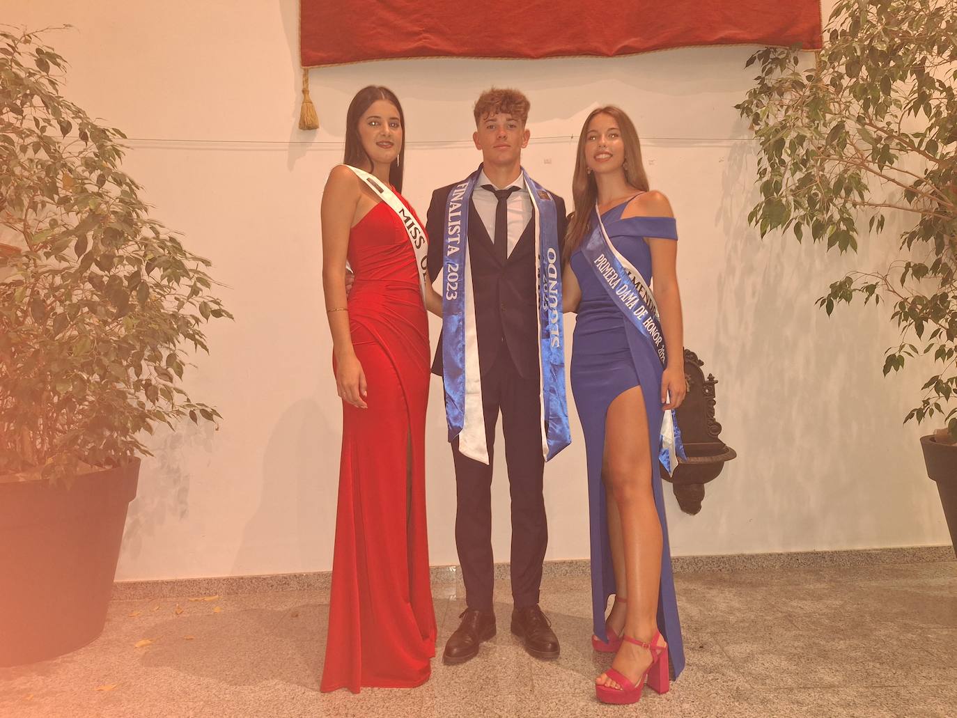 De izquierda a derecha, Míriam López, Hugo Barahona y Celia Torvisco.