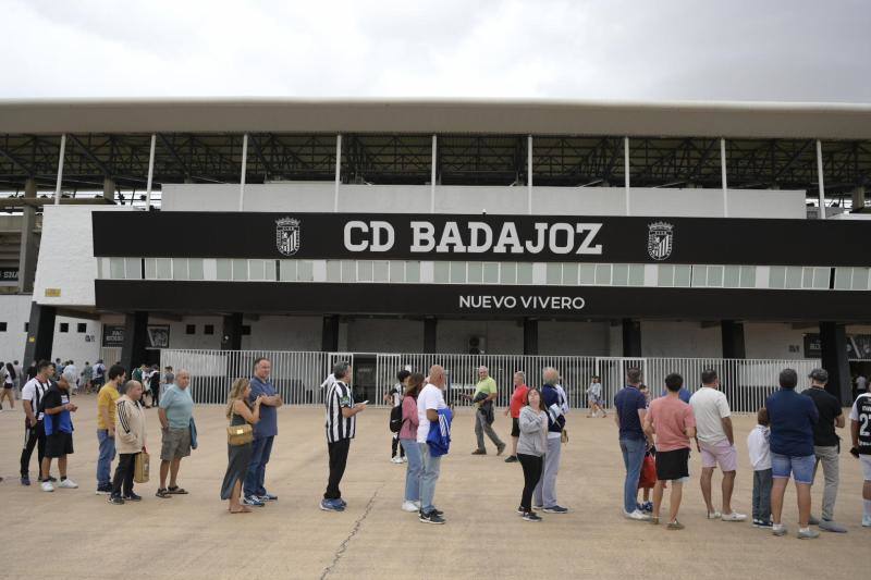 Las mejores imágenes del CD Badajoz - Unión Adarve