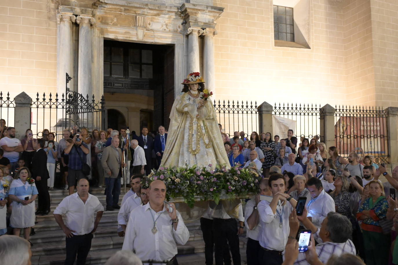 Las Hermandades de Bótoa y La Soledad hacen historia en Badajoz