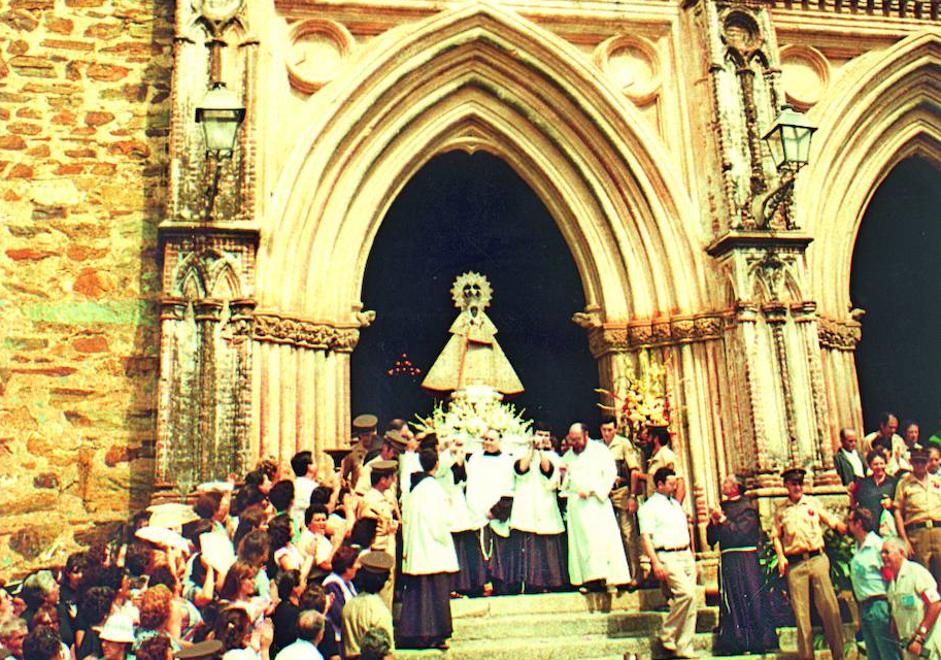 Procesión de la Virgen el 8 de septiembre.