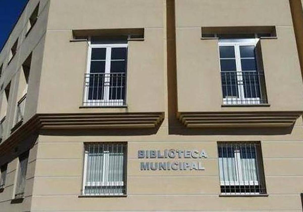 La biblioteca vuelve a cambiar su horario para el inicio del curso