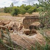 El puente del Cantillana sigue sin ser apuntalado nueve meses después de la riada