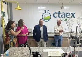 La nueva consejera, Mercedes Morán, en su visita a Ctaex de este lunes.