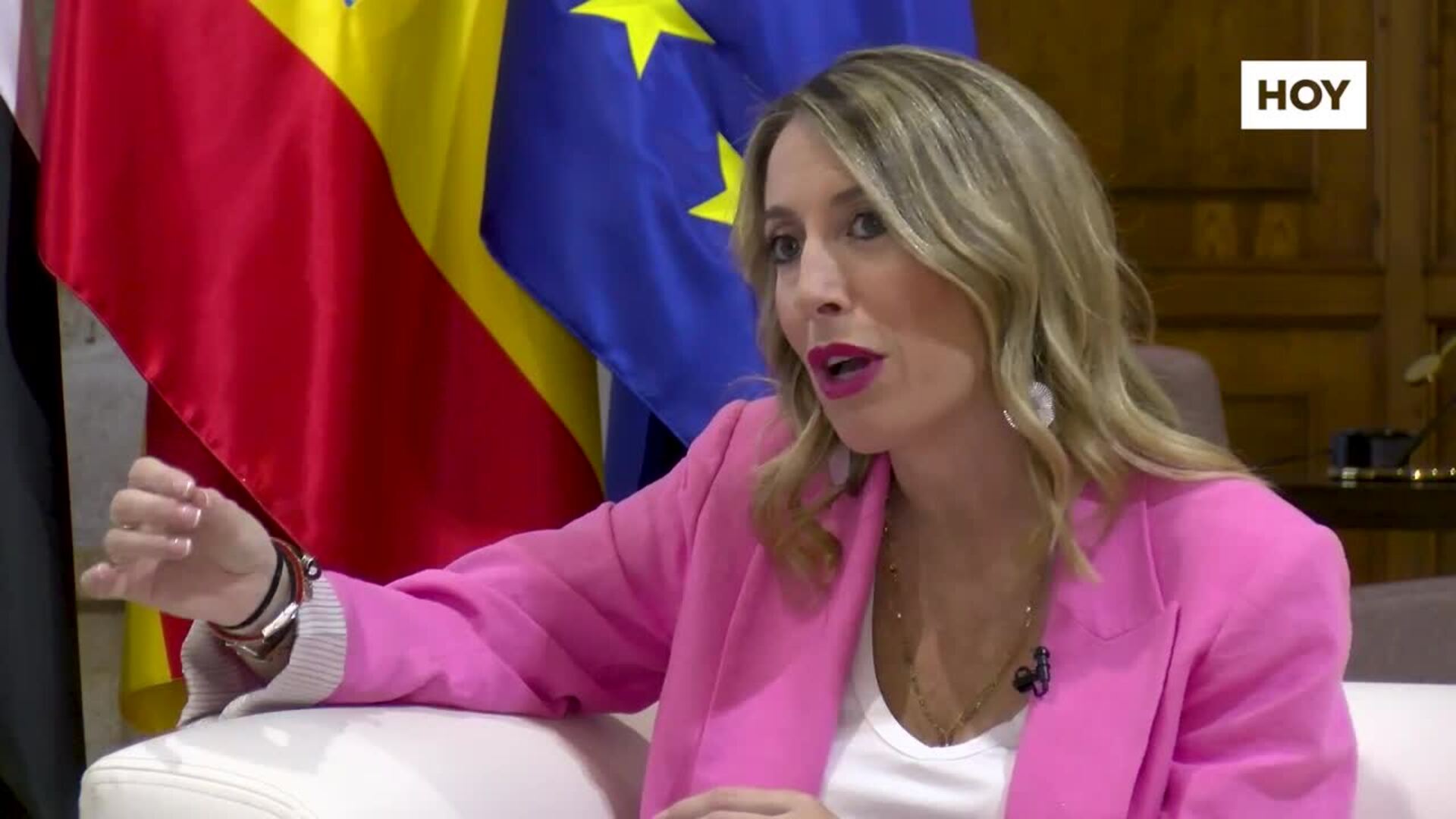 María Guardiola: 'Todo el mundo va a poder comer en el comedor'