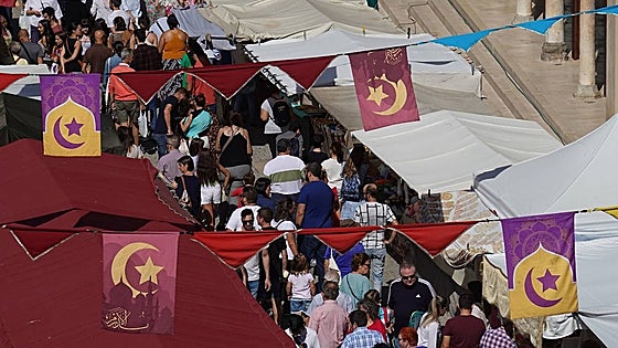 La calle San Juan de Badajoz estará levantada durante Almossassa