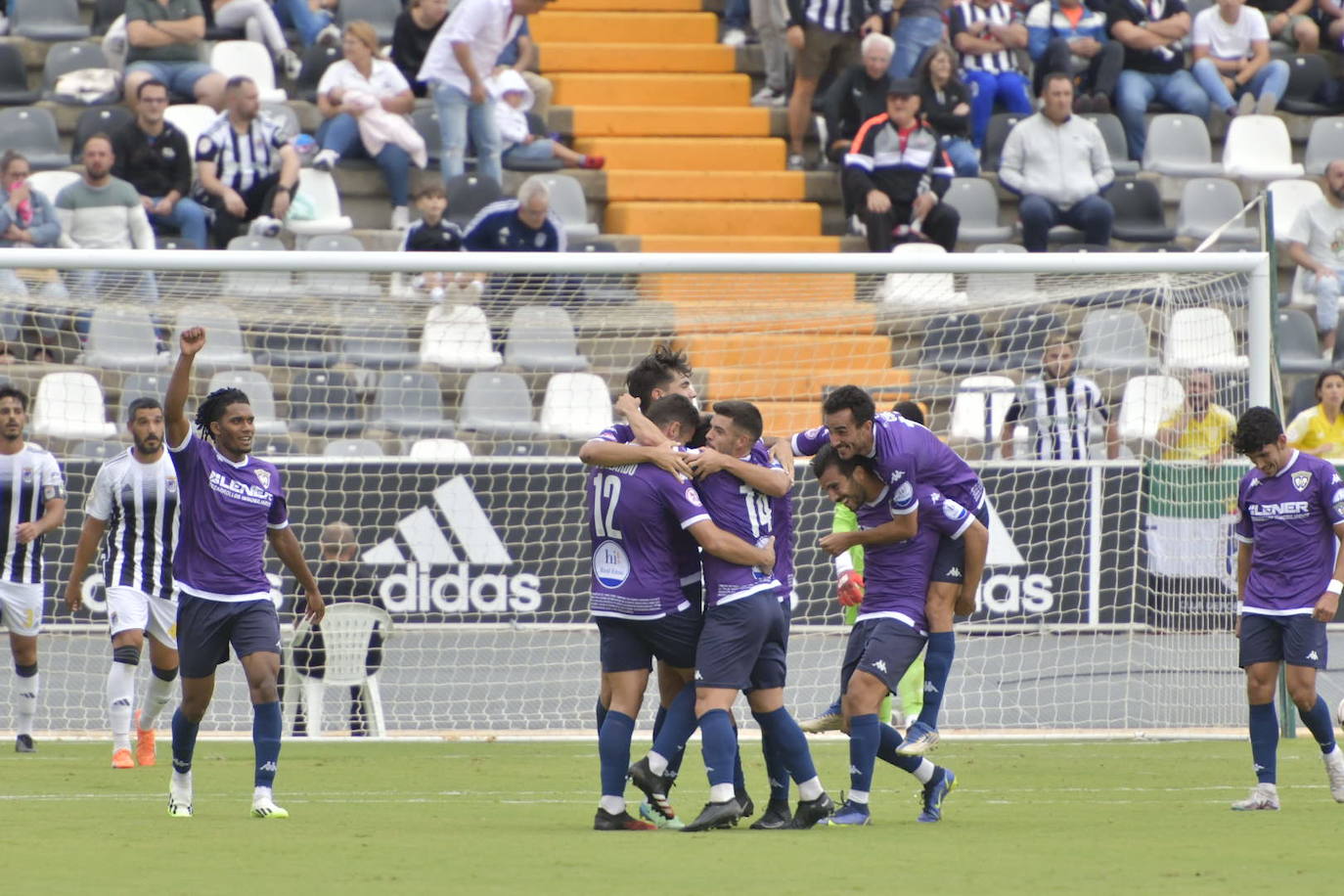 El Badajoz-Guadalajara, en imágenes (1-2)