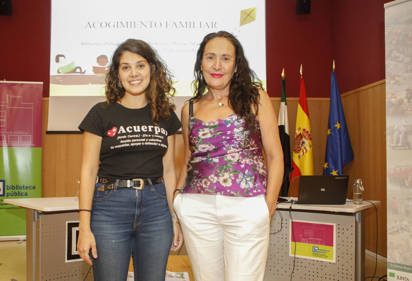 Jornada sobre acogimiento familiar en la Biblioteca Pública de Cáceres.