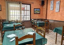 Salón comedor del restaurante Izarra del polígono industrial de Coria.