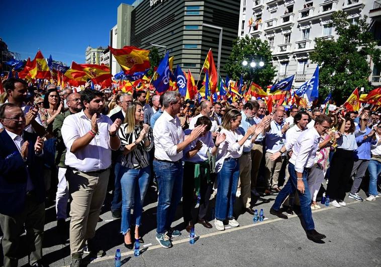 El PP cifra en un millar los extremeños desplazados a Madrid para manifestarse contra la amnistía