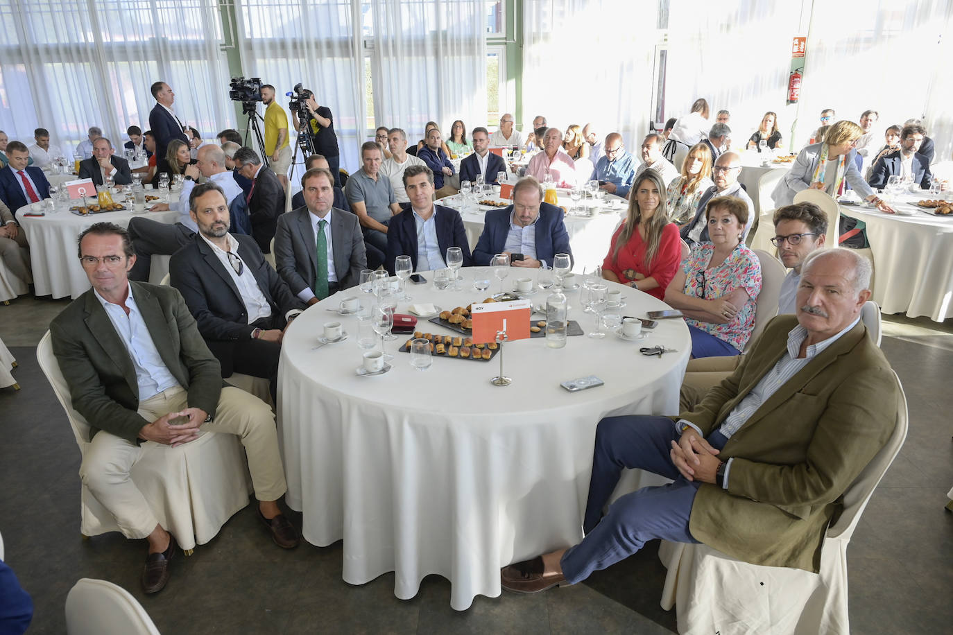 José Luis Diez de Baldeón Carrasco, Javier Leal, Ángeles Plata, Estíbaliz Filiberto, Luis Pinilla, Arnaldo Pons, Francisco Caballo de Alba, Luis Carlos Fajardo y Antonio Rojas.