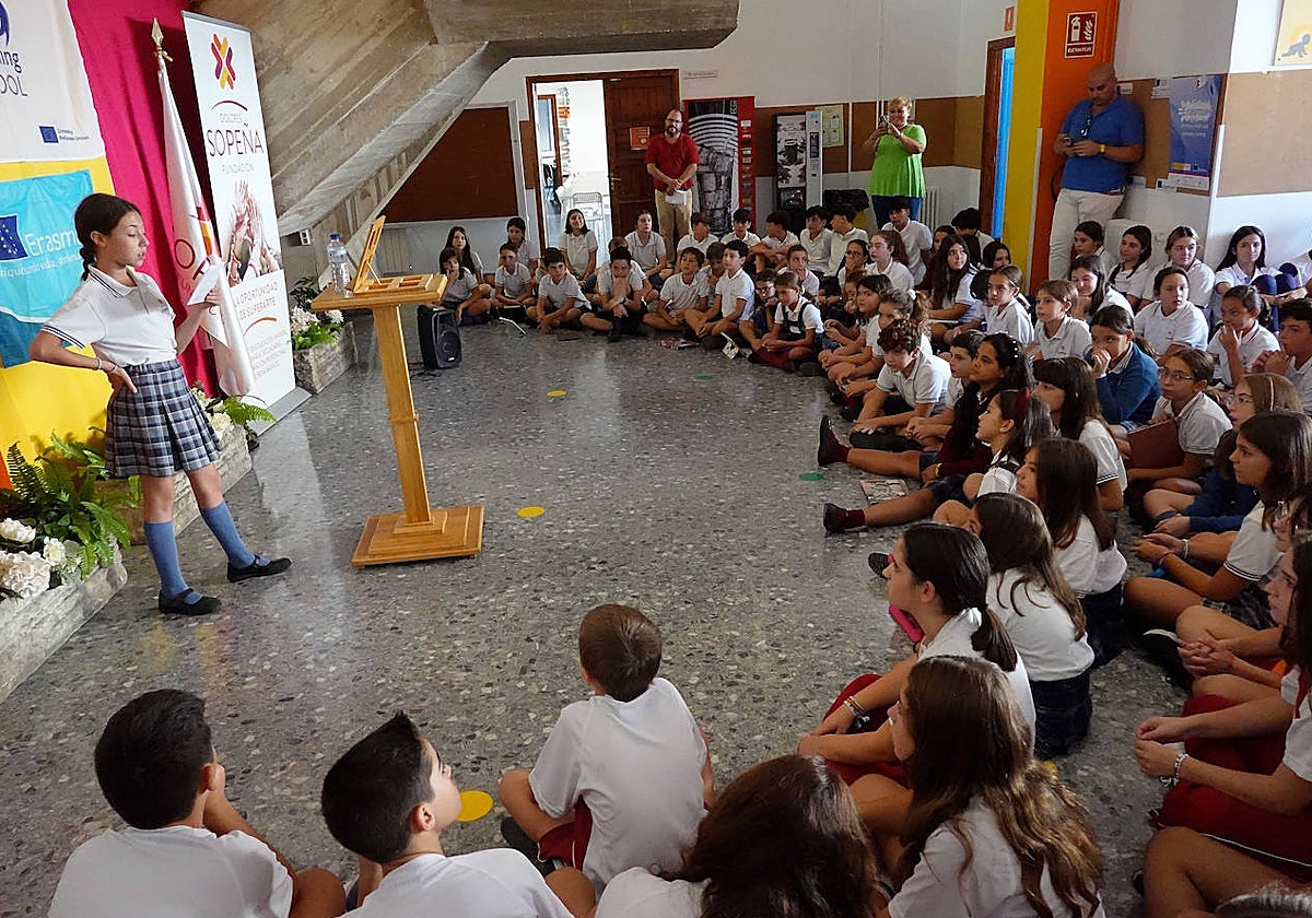 Las aulas se examinan de lenguas y robótica