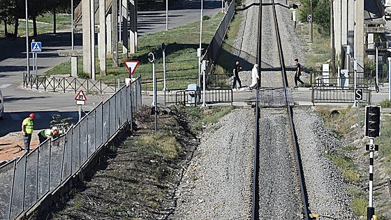 Navalmoral sube el tono contra el tren sin soterrar