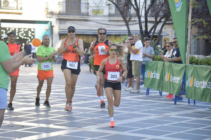 La carrera &#039;Badajoz en forma por la Igualdad&#039;, en imágenes