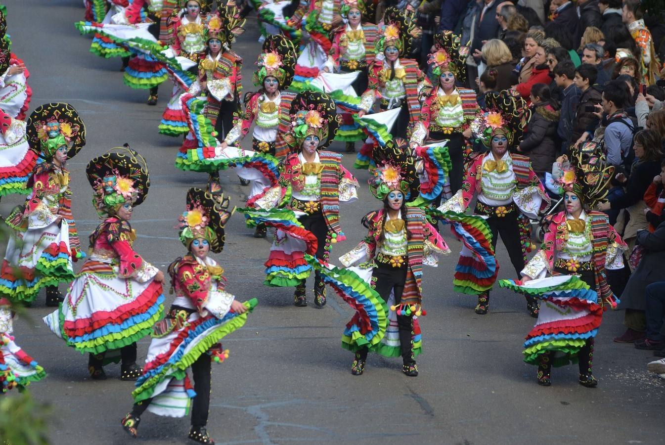 La comparsa compartió premio con Los Mismos. Su traje se inspiró en la cultura mexicana.