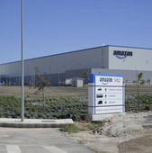 UGT ve una «malísima noticia» que Amazon no abra en Extremadura en al menos dos años