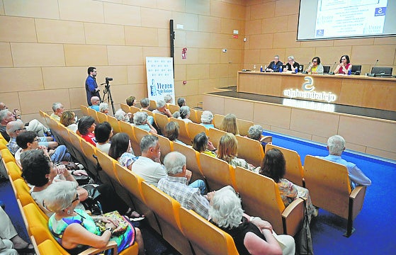 Imagen secundaria 1 - Teatro y lectura de extraescolares