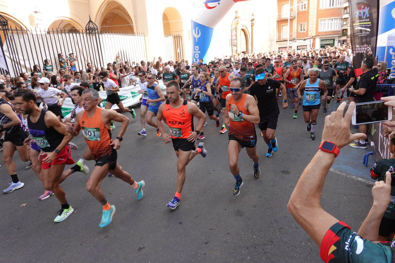 Búscate en las imágenes del cross popular El Pilar de Badajoz