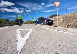 La DGT inicia una campaña especial para prevenir distracciones al volante