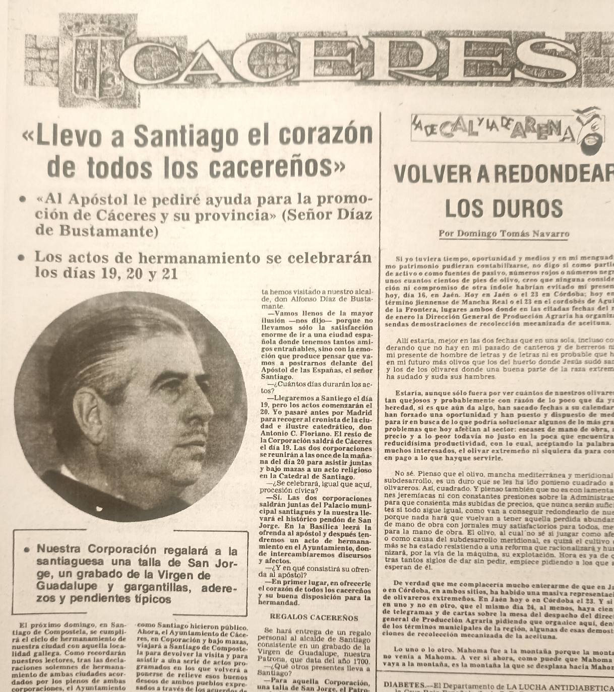 Entrevista en la que el alcalde Bustamante indica los regalos que llevan a Santiago. Entre ellos: un grabado de la Virgen de Guadalupe de 1.700, una talla de San Jorge y joyas para las mujeres del alcalde y concejales.