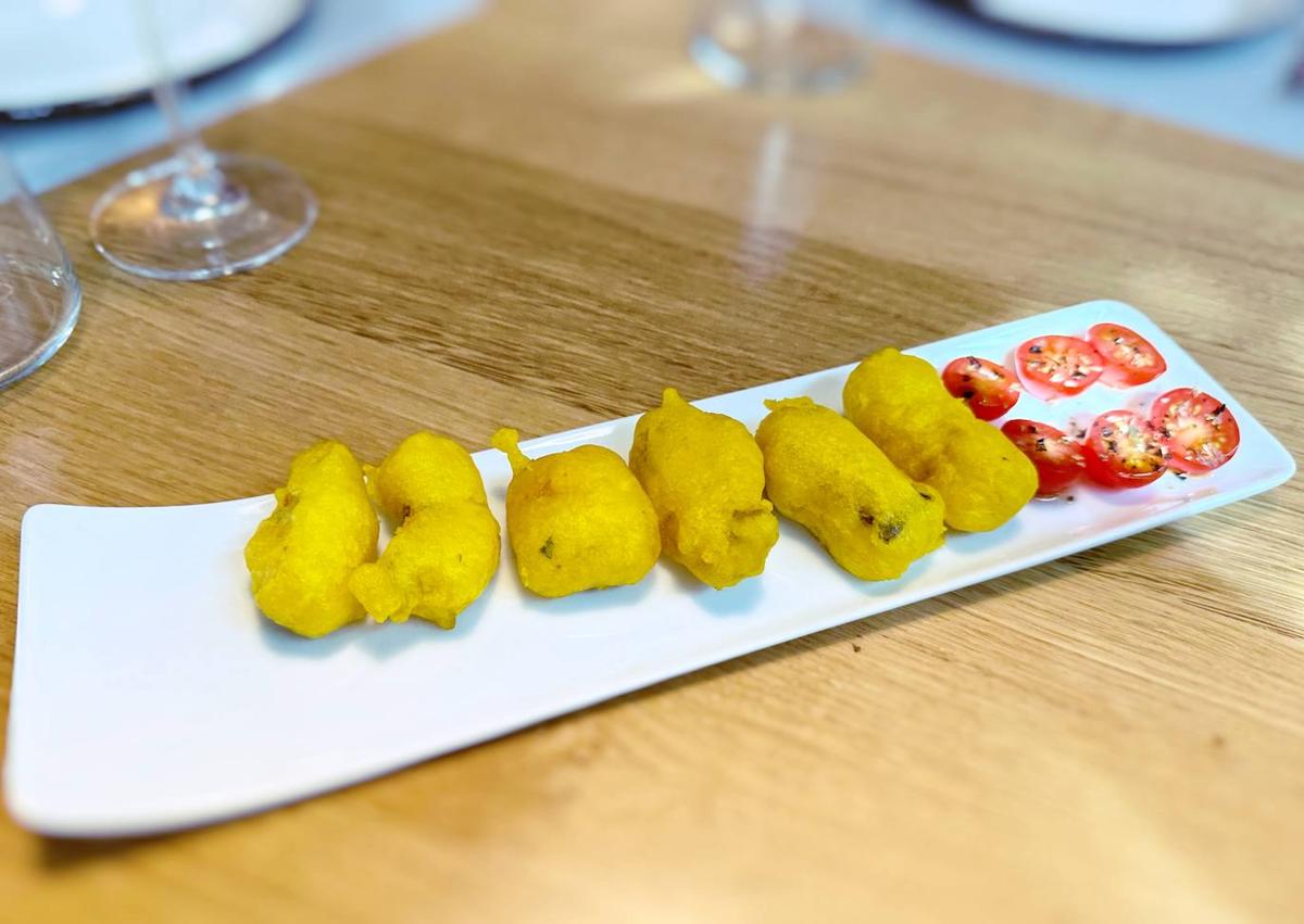 Imagen secundaria 1 - Pan, aperitivo y revuelto de boletus.