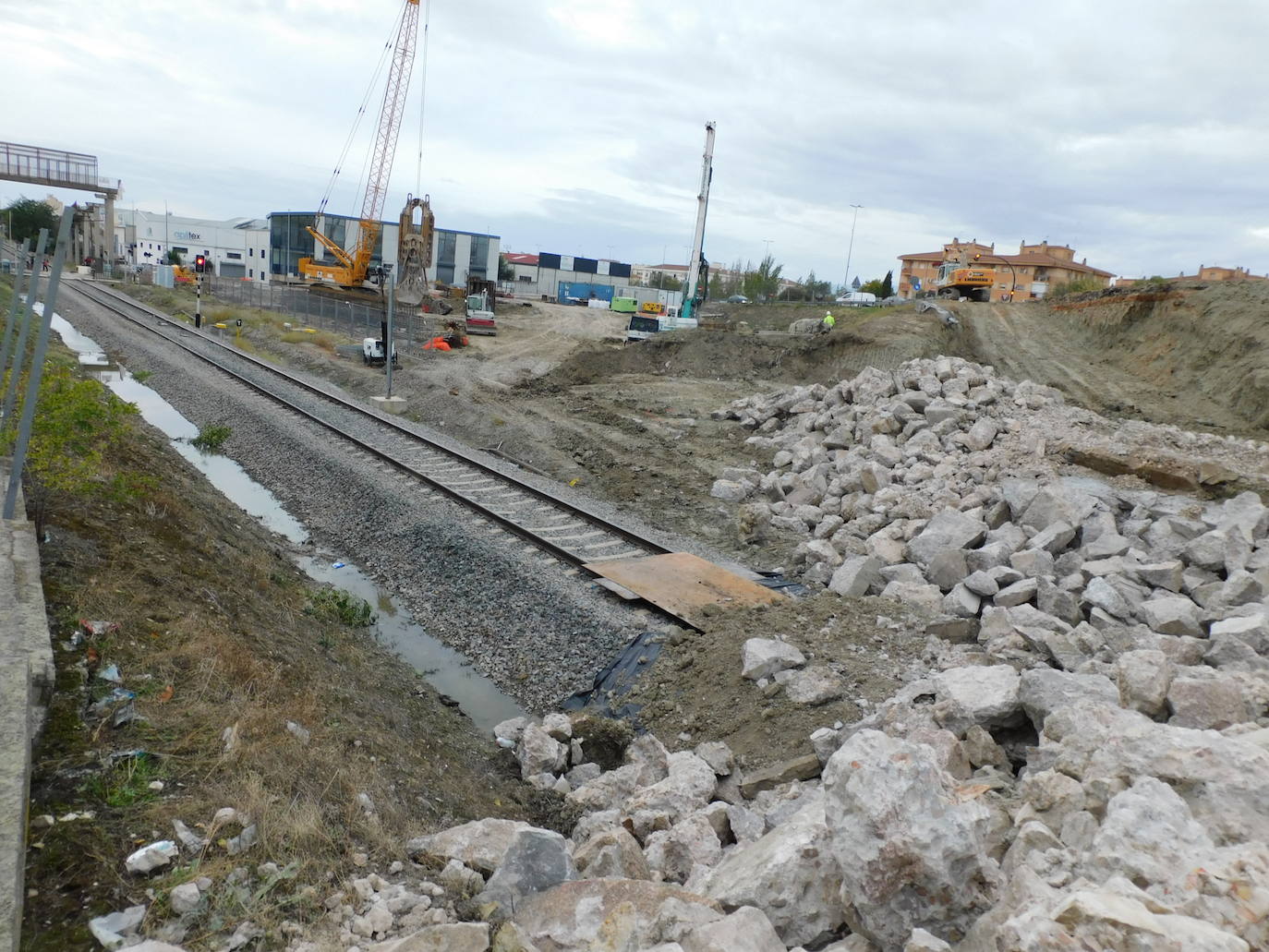 Así ha sido la demolición del puente de la N-V, en Navalmoral