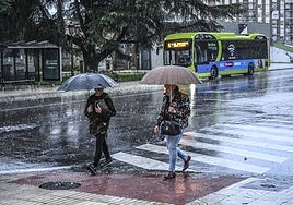 En Badajoz ha llovido en cierta intensidad durante la tarde de este domingo.