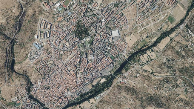 Imagen después - Así han cambiado las principales ciudades de Extremadura vistas desde el aire