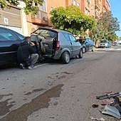 Detenido tras embestir a varios coches en Aldea Moret, entre ellos uno policial, y provocar cuatro heridos