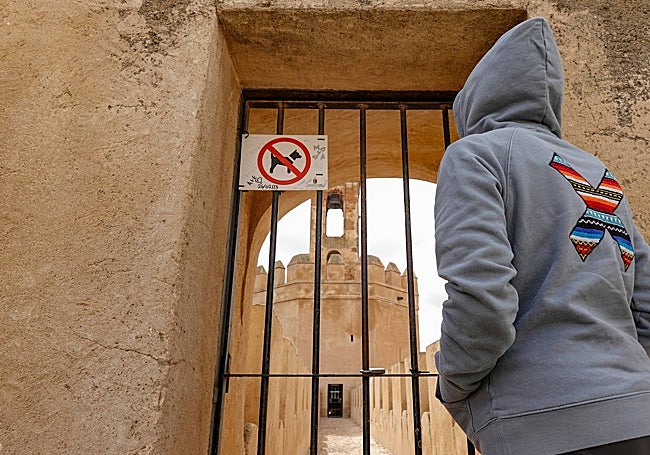 La torre de Espantaperros, cerrada.