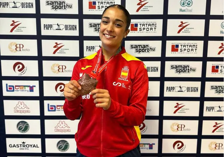 Paola García Lozano, feliz con el bronce en su primer Mundial absoluto.