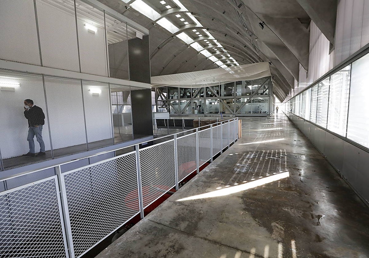 Balsas de agua en el centro del conocimiento de Aldealab, en una imagen de archivo.
