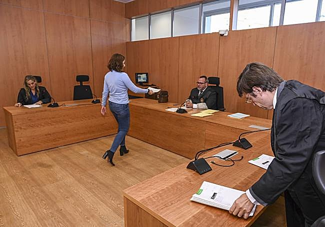 El magistrado Juan de Dios Camacho durante un juicio del Juzgado de lo Social número 5.