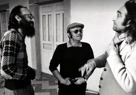 El padre... coautor de 'Cara al sol'; y el hijo... el mayor cantautor contra Franco